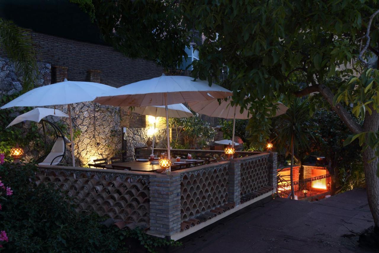 Isoco Guest House SantʼAlessio Siculo Exterior foto