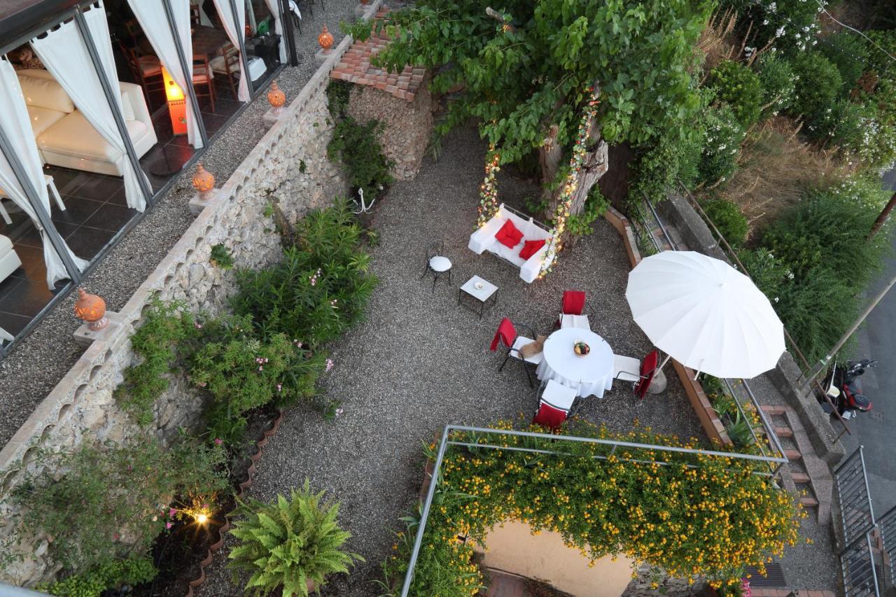 Isoco Guest House SantʼAlessio Siculo Exterior foto