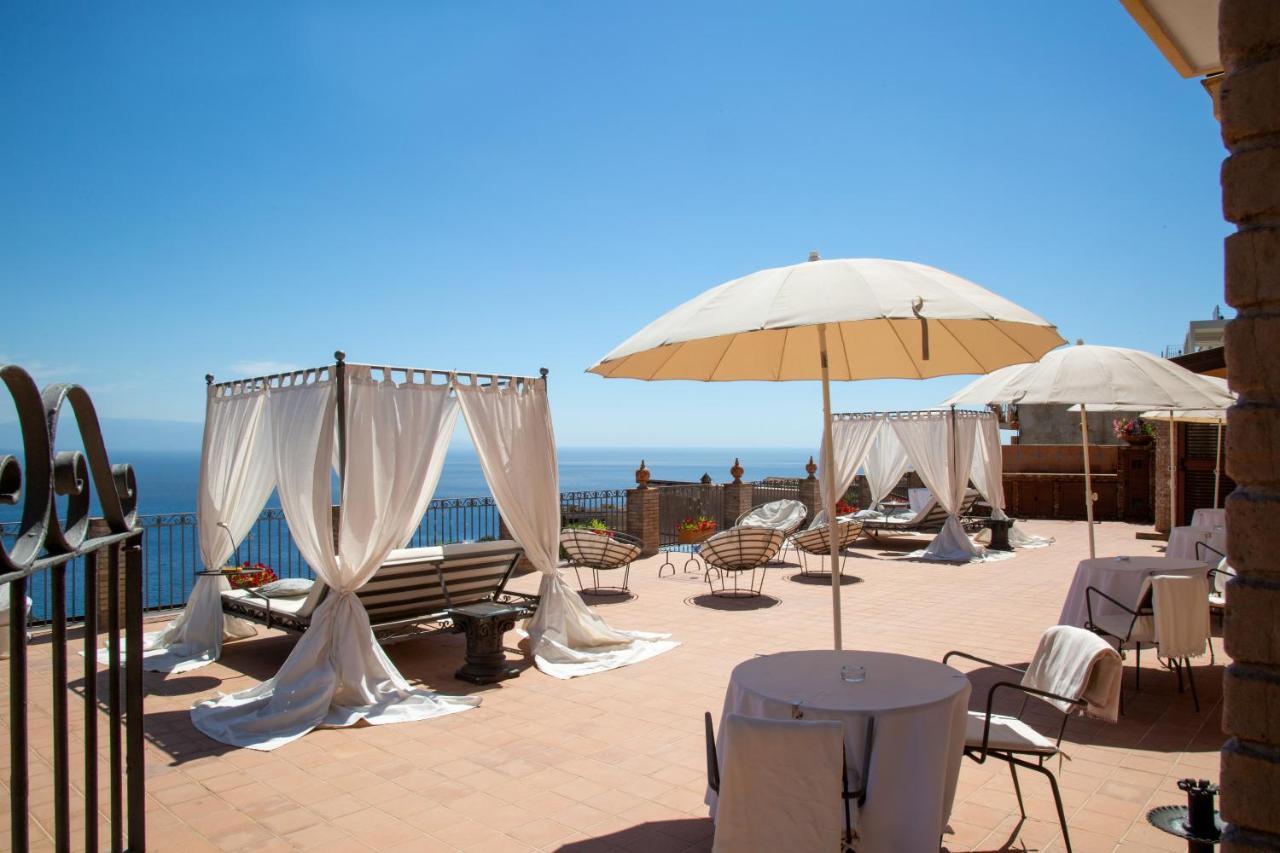 Isoco Guest House SantʼAlessio Siculo Exterior foto